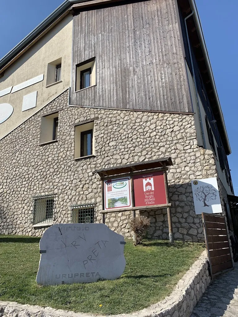 Filippo Salbini_Rifugio Urupreta_Summonte_review