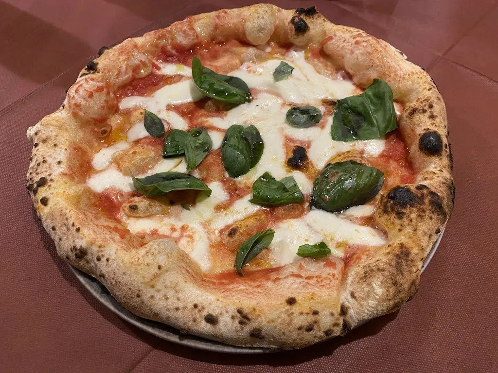 Flo DeSa_Pizzeria Da re mi_Summonte_review