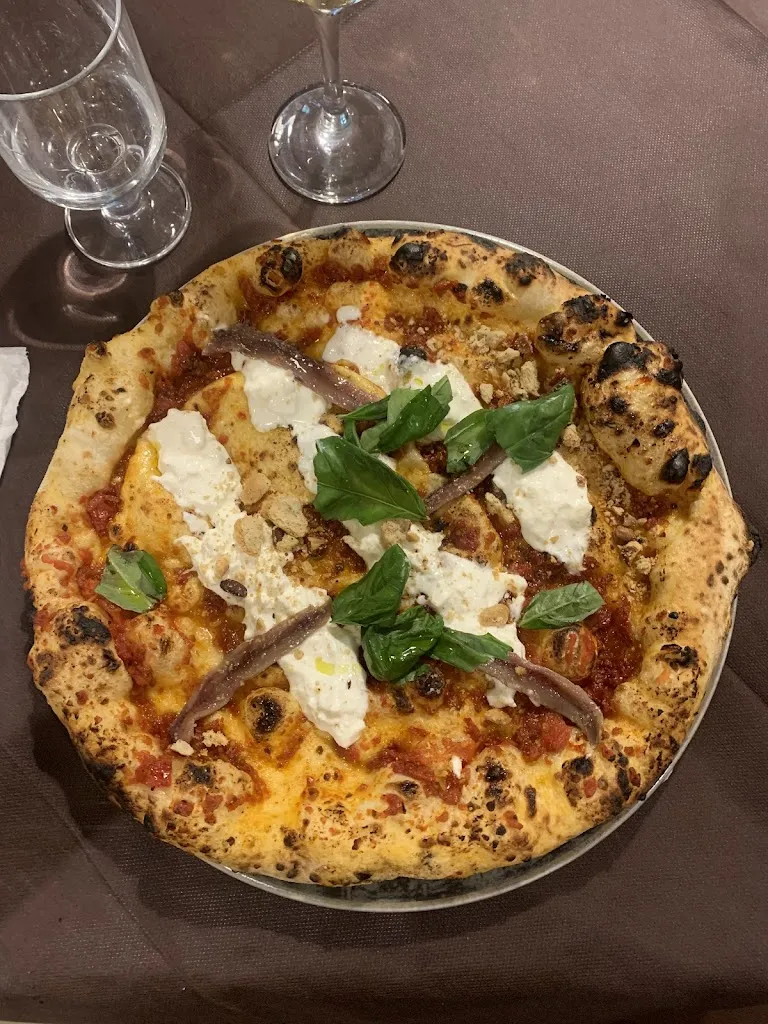 Emanuela Peluso_Pizzeria Da re mi_Summonte_review