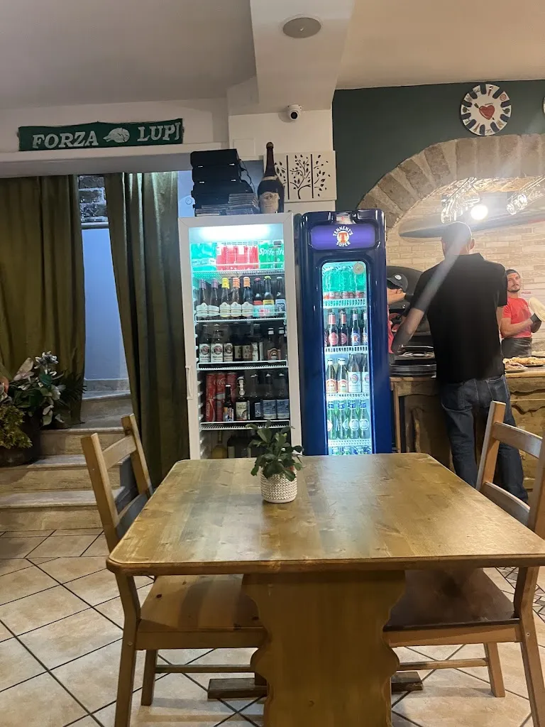 Pizzeria Da re mi_Summonte_slider_image_1