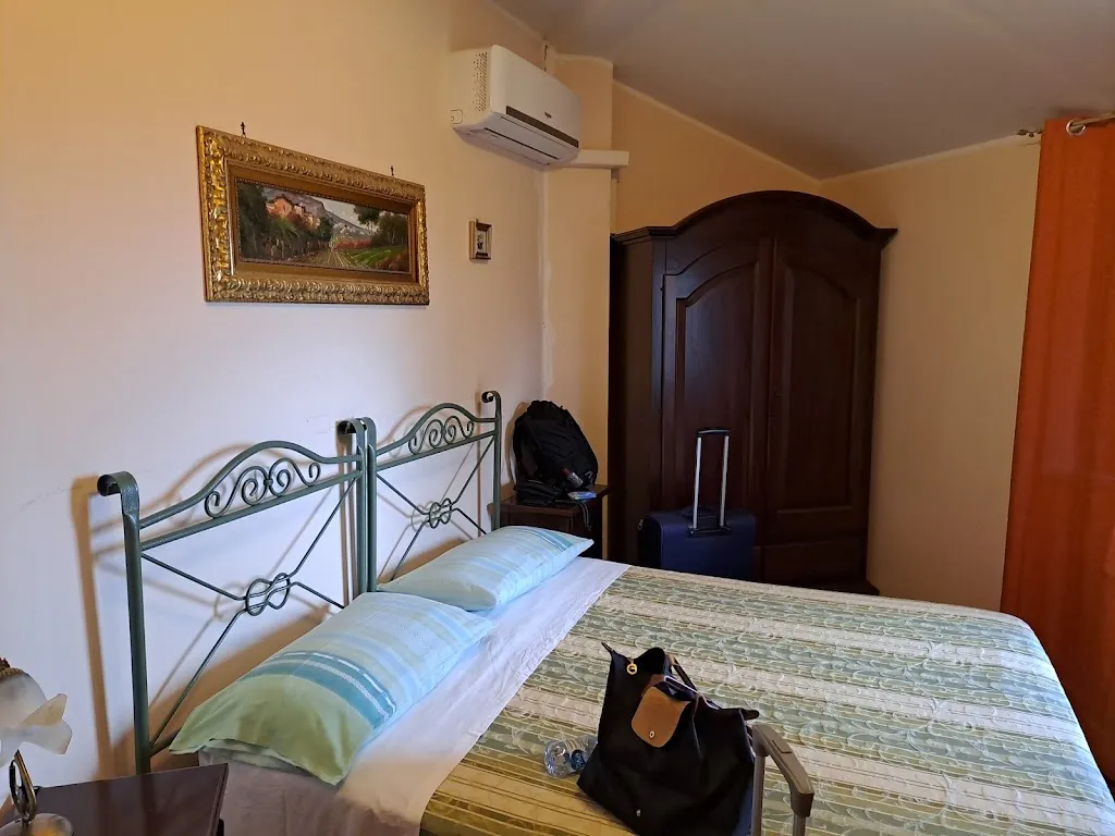 Paolo Emilio De Simone_Hotel Al Palazzetto_Summonte_review