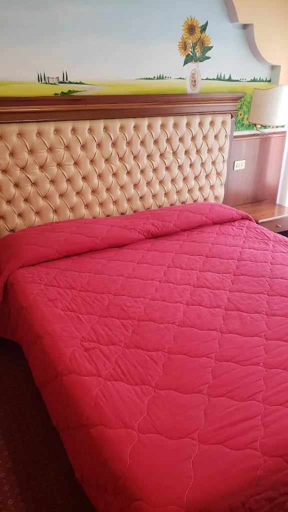 Esploratore Travel_Hotel La Marchesina Resort Teggiano _Teggiano-Macchiaroli_review