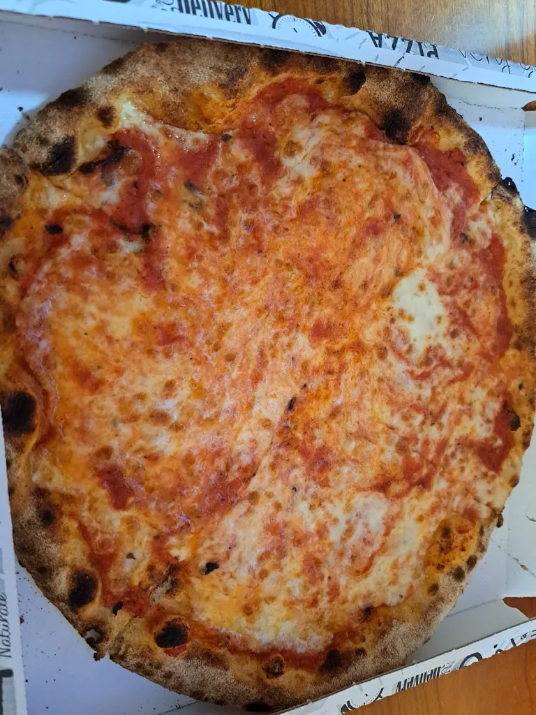 Esploratore Travel_Pizzerie Amarcord_Teggiano-Macchiaroli_review