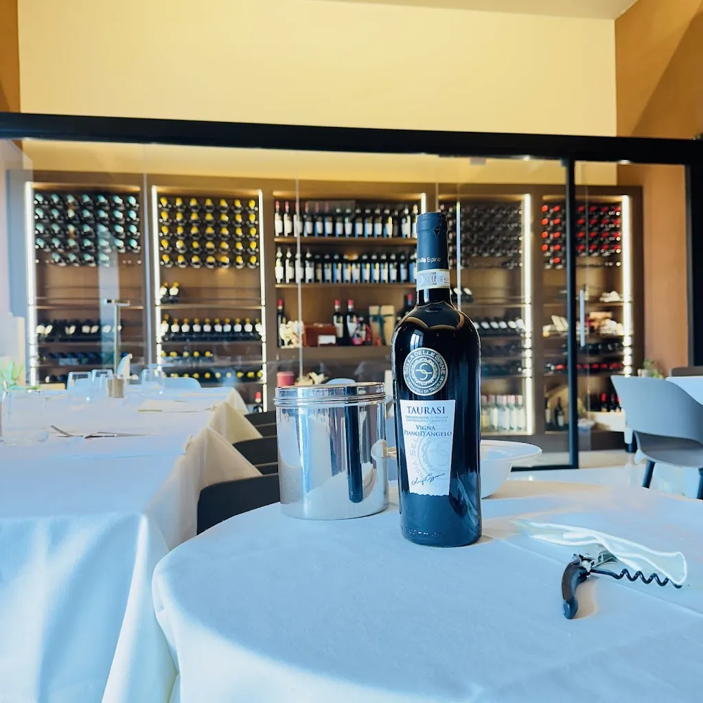 Sella Bistrot_Taurasi_slider_image_2