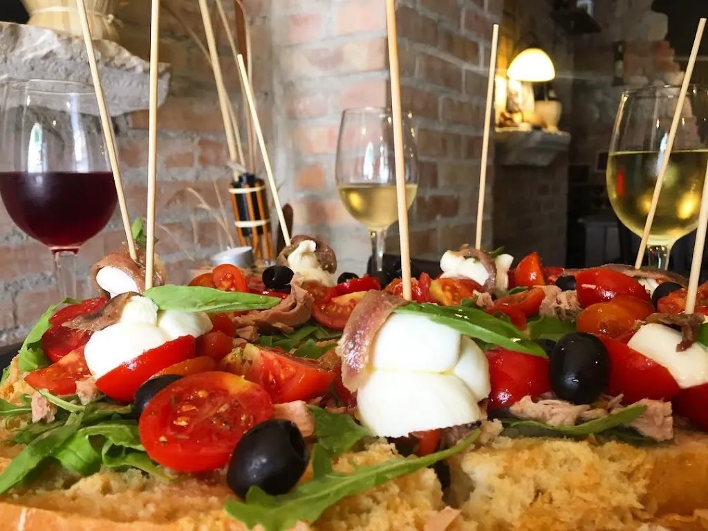 In Cantina Club Taurasi_Taurasi_slider_image_2