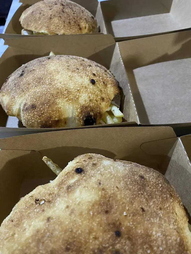 Menu_Pizzeria La Favorita Di Luongo Leandro_Taurasi_image_7