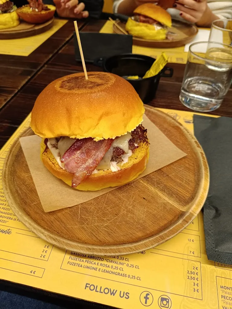 Menu_Taz Birreria Hamburgeria_Montesilvano Marina_image_7