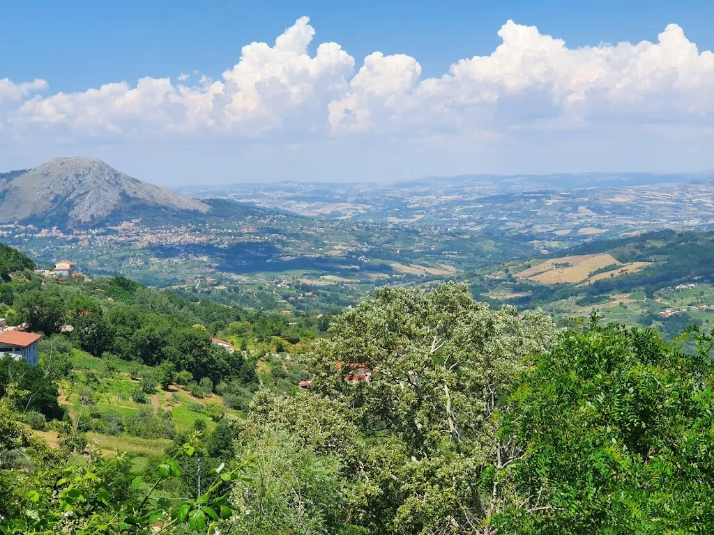 The Touch Stone_Tocco Caudio_slider_image_3