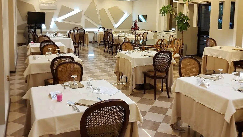 Chez-lu' restaurant in Torelli-Torrette