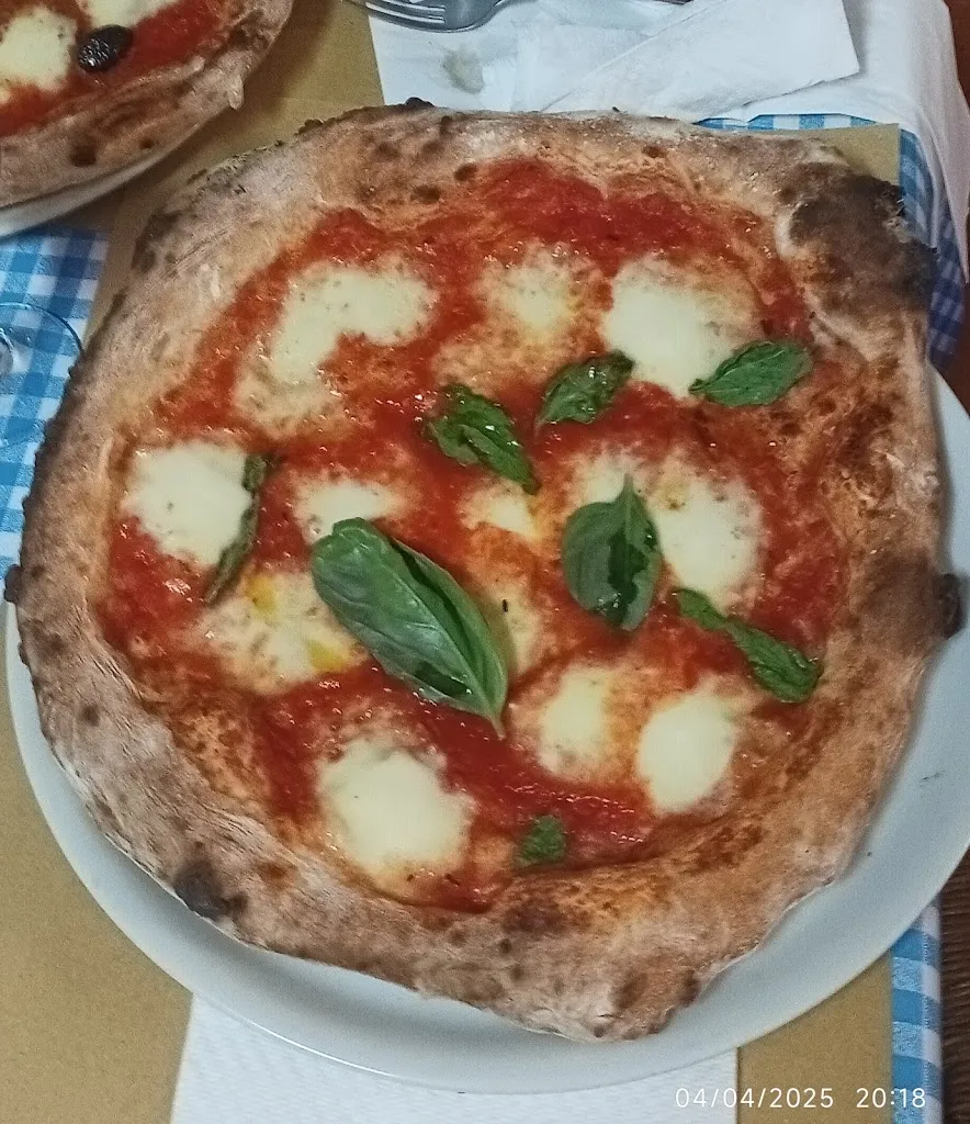 Maria Gabriella Balestrino_Pizzeria L'incontro. Trattoria_Torraca_review