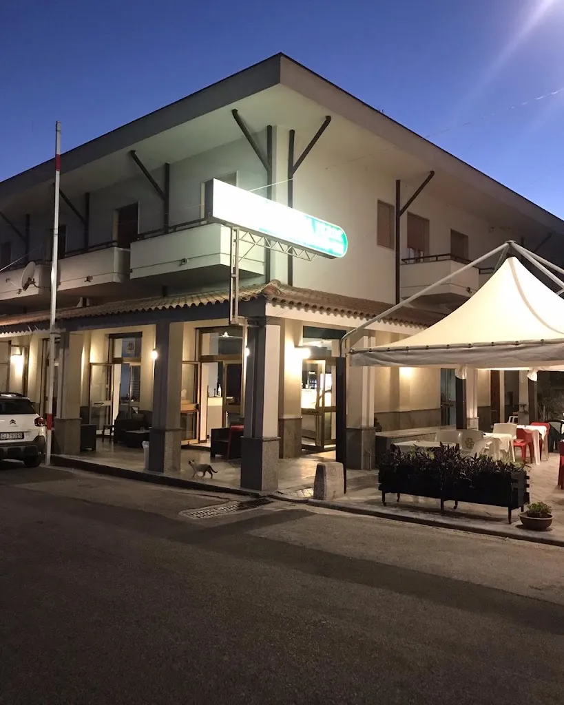 Albergo - Ristorante Lanterna Verde restaurant in Torre Orsaia