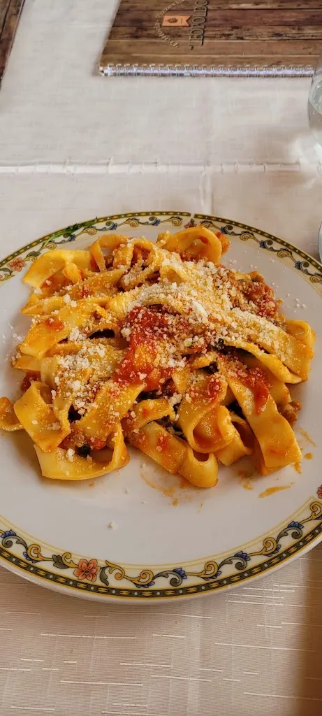 Becky Power_Trattoria Pizzeria LEOPOLDO di D'Amora Maria_Terzigno_review