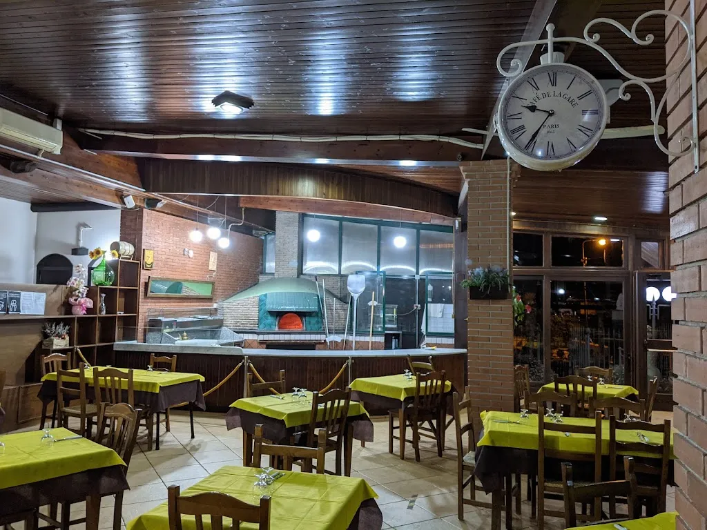 Trattoria Pizzeria LEOPOLDO di D'Amora Maria Restaurant in Terzigno