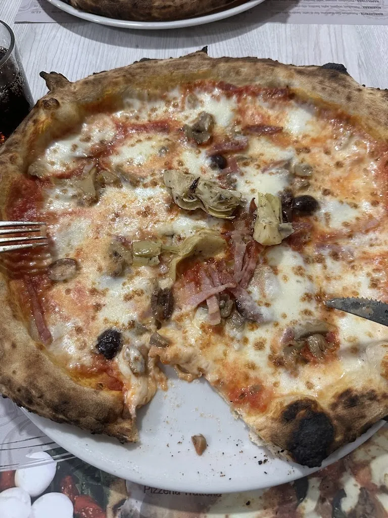 Zbigniew Pawlik _Dint'o Street Pizzeria Trattoria_Terzigno_review