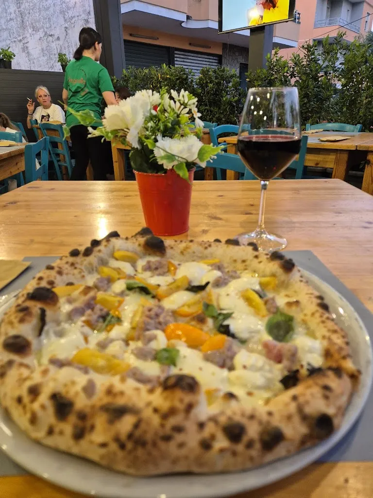 Pizzeria Reginella_Terzigno_slider_image_3