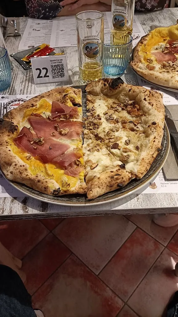 Michele Oriente_Pizzeria-Osteria E Io Pago_Terzigno_review