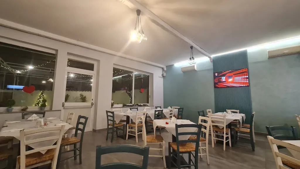 Pizzeria Ciaravola - Not Only Take Away restaurant in Terzigno