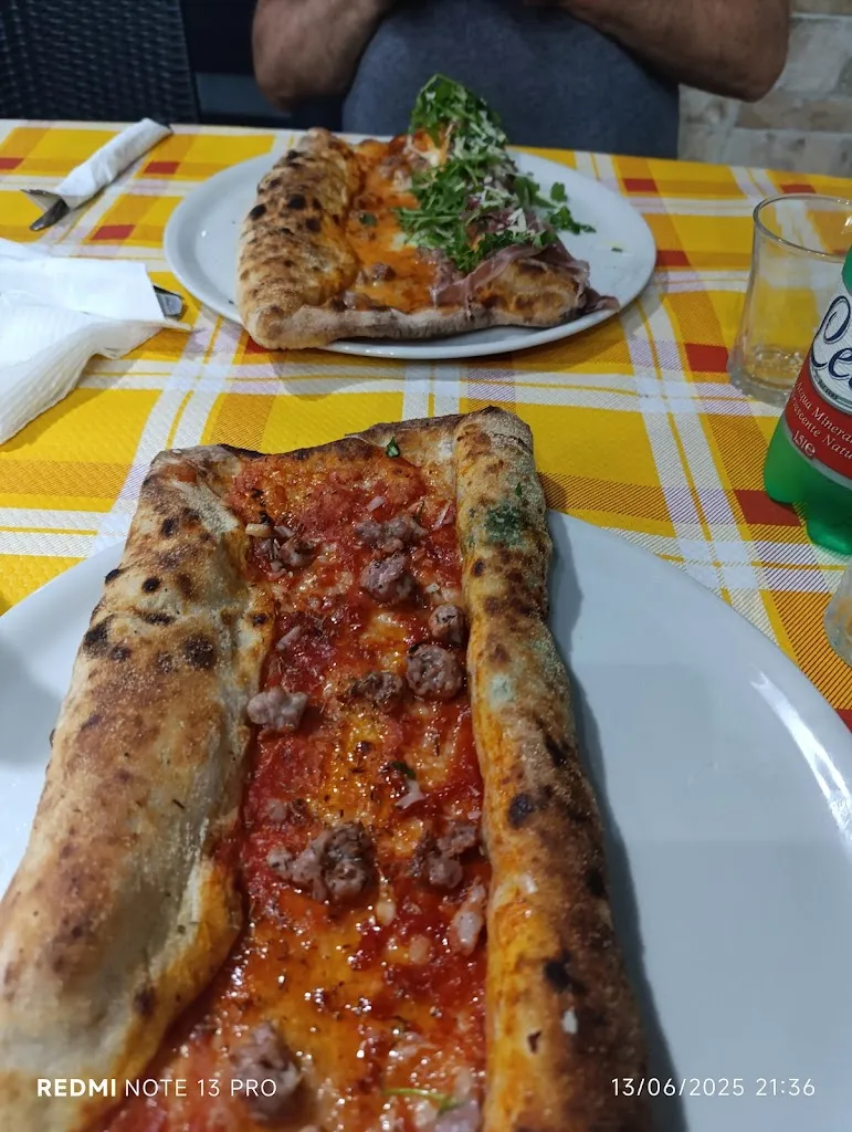 Pizzeria New Pulcinella_Terzigno_slider_image_3