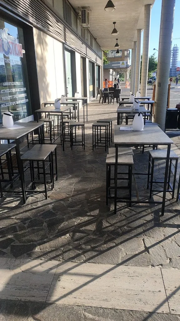 Apericino restaurant in Montesilvano Marina