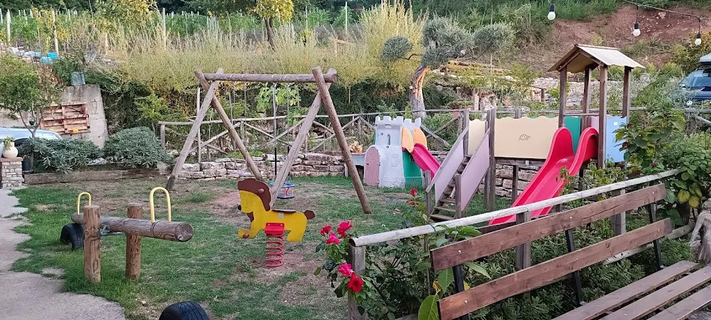 Agriturismo B&B Athena restaurant in Torrecuso