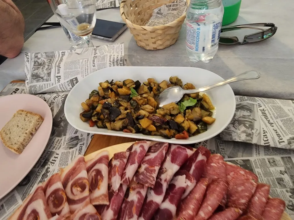 Charles “Chuck” Hoobler_Bistrose Cilento_Trentinara_review