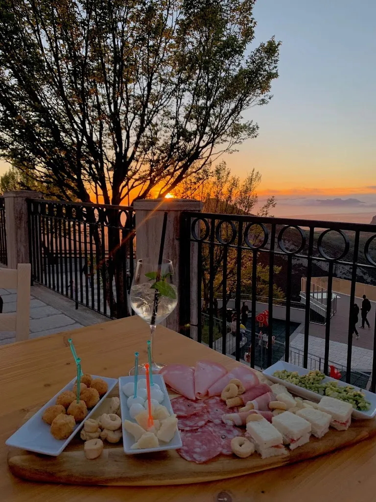 Bistrose Cilento_Trentinara_slider_image_3