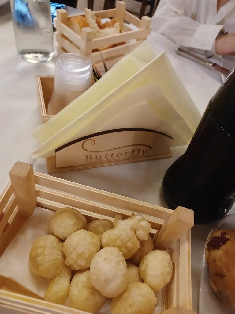 Menu_Butterfly_Trecase_image_9