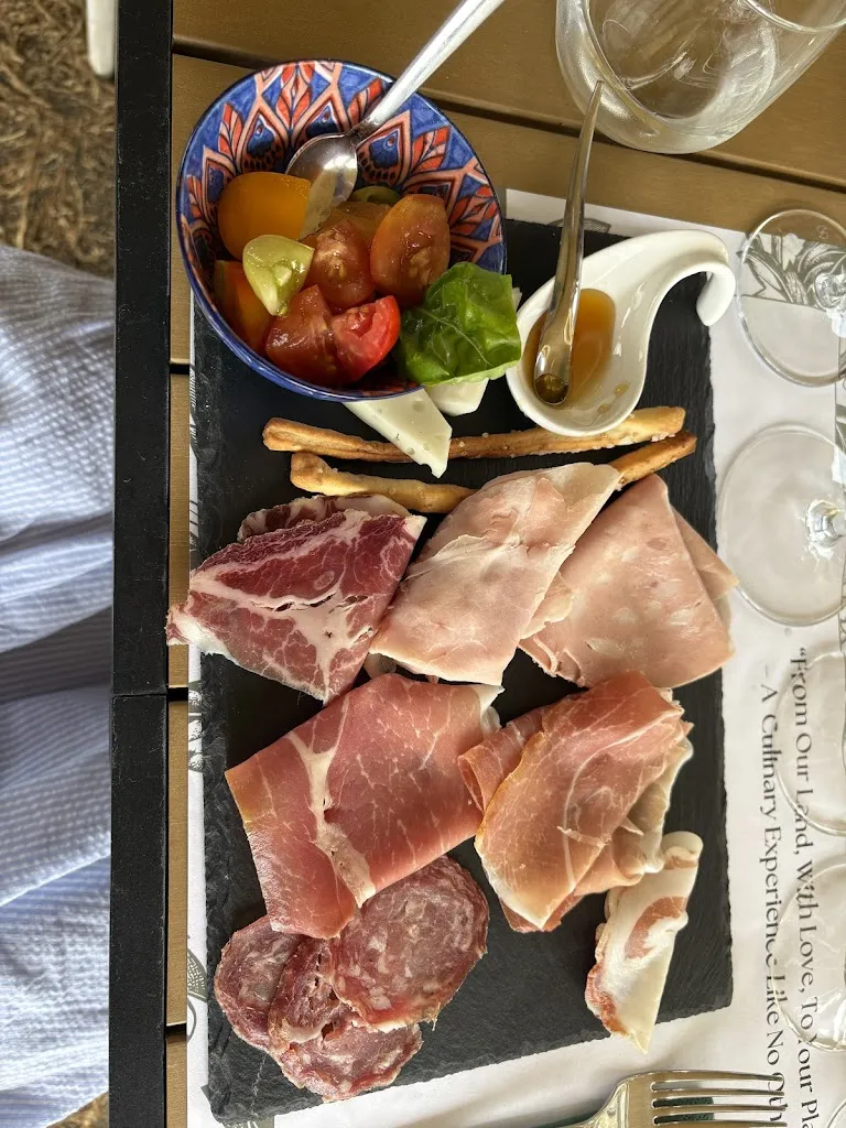 Rebecca Soloway_Quirinoli_Trecase_review