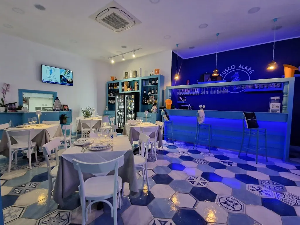 Fusco Mare - Ristorante Cruderia restaurant in Torretta-Scalzapecora