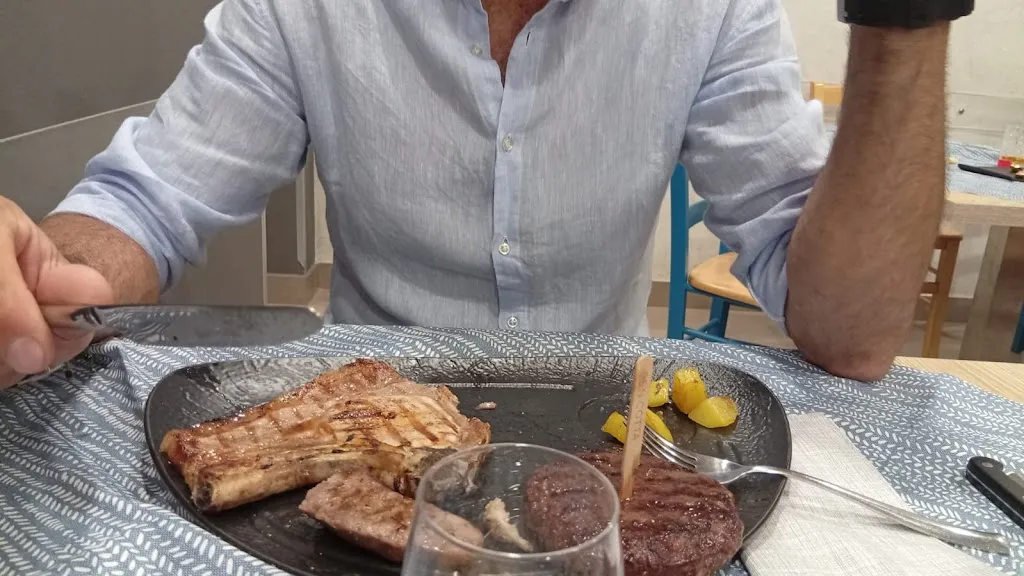 Vincenzo Iodice_L'Antico portone braceria osteria_Torretta-Scalzapecora_review