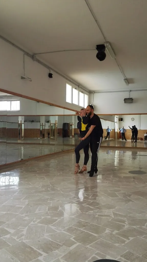 Pizzeria Frigitiria Tutta Natta Storia Di Spigonardo Vincenzo_Torretta-Scalzapecora_slider_image_2