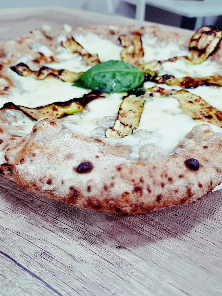 Menu_Pizzeria Squisito 33_Torretta-Scalzapecora_image_6