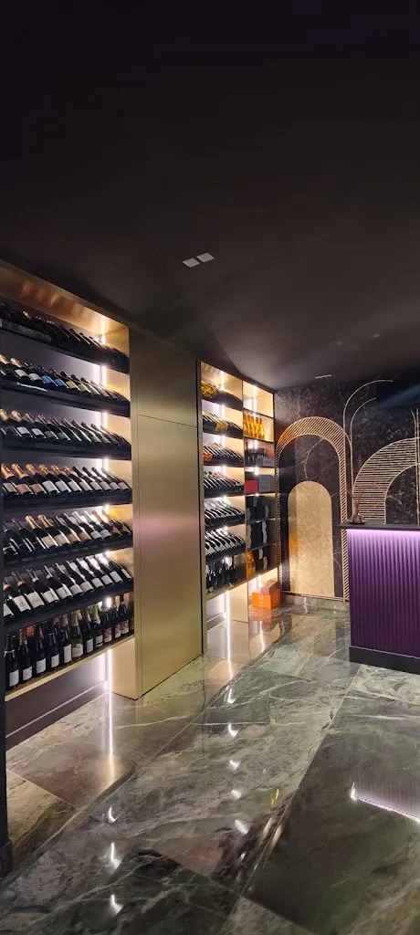 Élevage wine restaurant_Trentola-Ducenta_slider_image_1