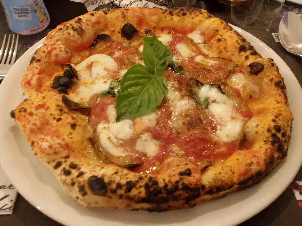 Eugenio Di Giorgio_Pizzeria Dorys_Trentola-Ducenta_recensione