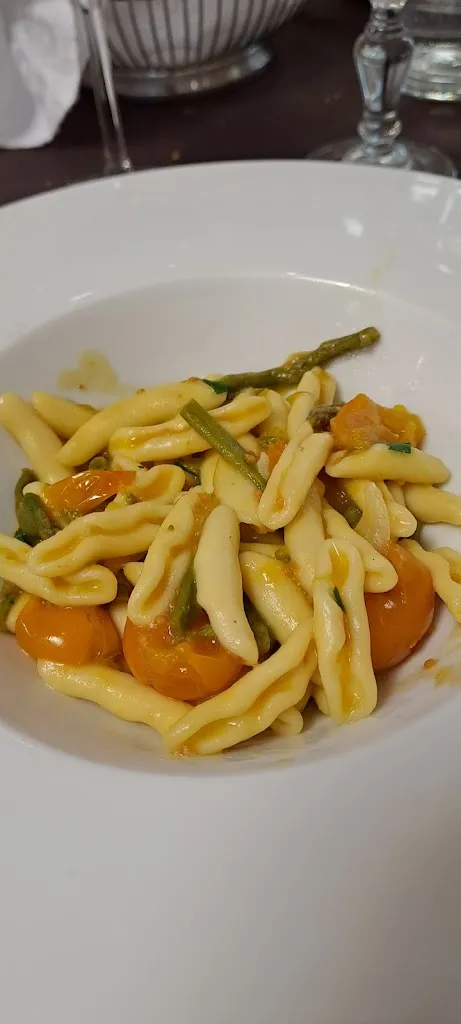 Sinibaldo Carbone_Ristorante Minicuccio con Hotel_Vallesaccarda_review