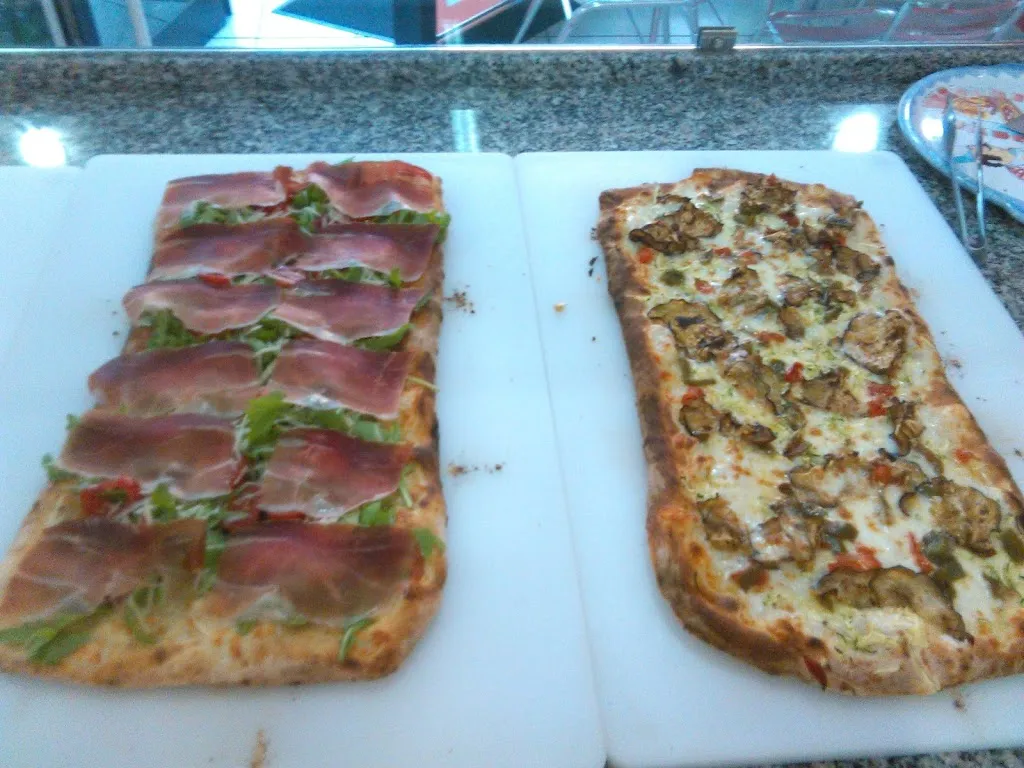 Pizzeria k2_Nereto_slider_image_2