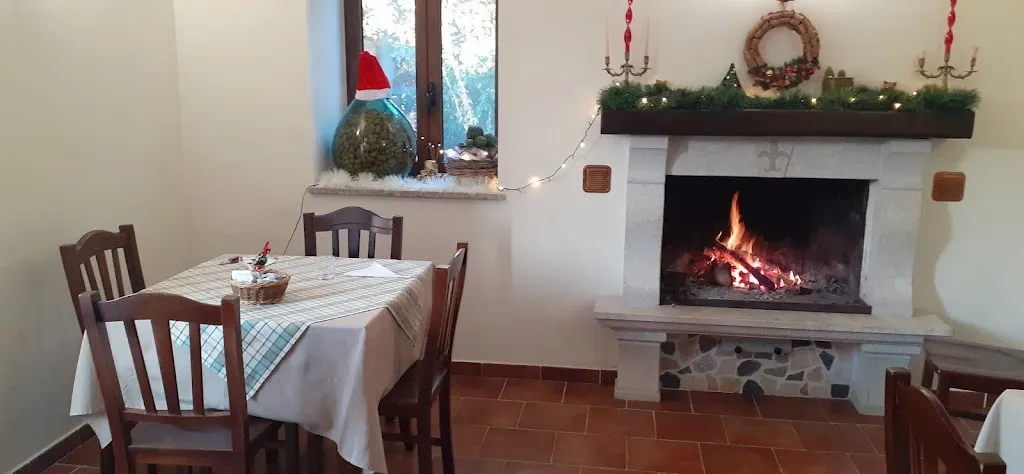 Leonardo Monzio Compagnoni_Il Sentiero degli Ulivi_Venticano_review