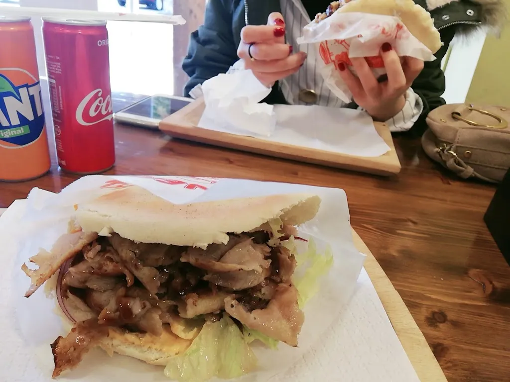 CARA TURKİSH KEBAP PİZZERİA_Nereto_slider_image_3