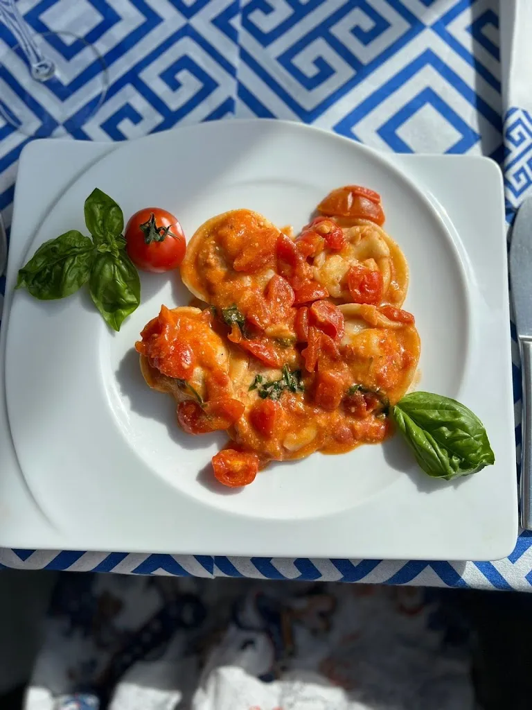 Noa Ernst_Ma Che Bontà - Seiano_Vico Equense_review