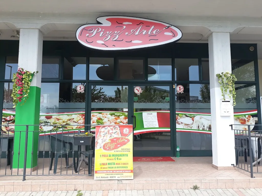 Pizzeria Pizz'Arte_Nereto_slider_image_1