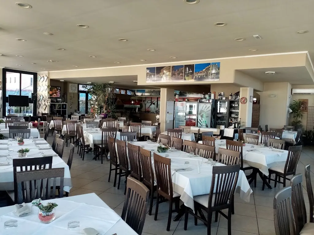 Vallo City Ristorante Pizzeria Braceria restaurant in Vallo della Lucania