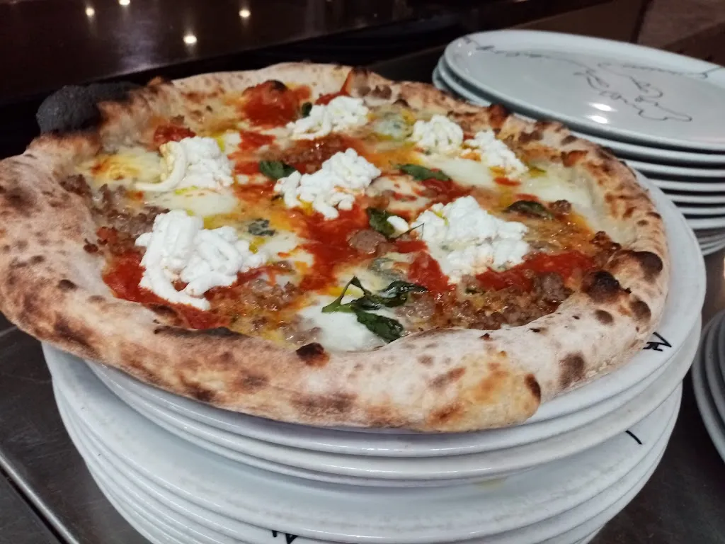 Vallo City Ristorante Pizzeria Braceria_Vallo della Lucania_slider_image_3