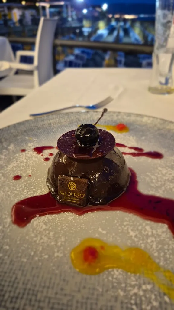 stefanie scholtens_Rosa dei Venti_Vietri sul Mare_review