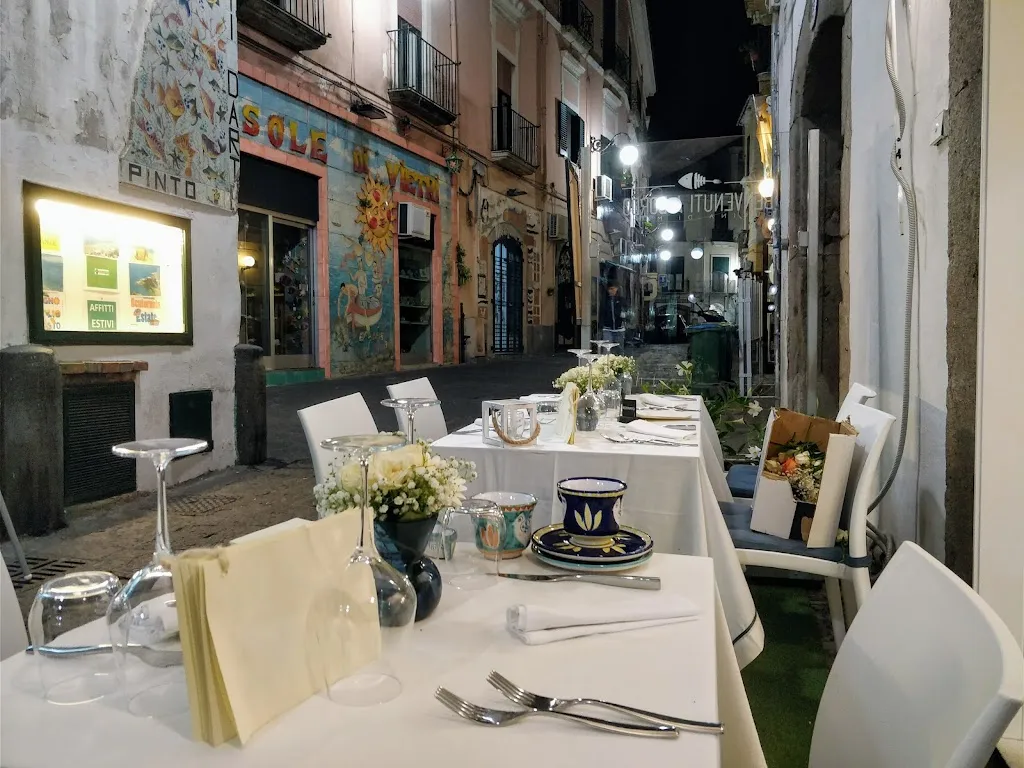 Benvenuti a Bordo ristorante a Vietri sul Mare