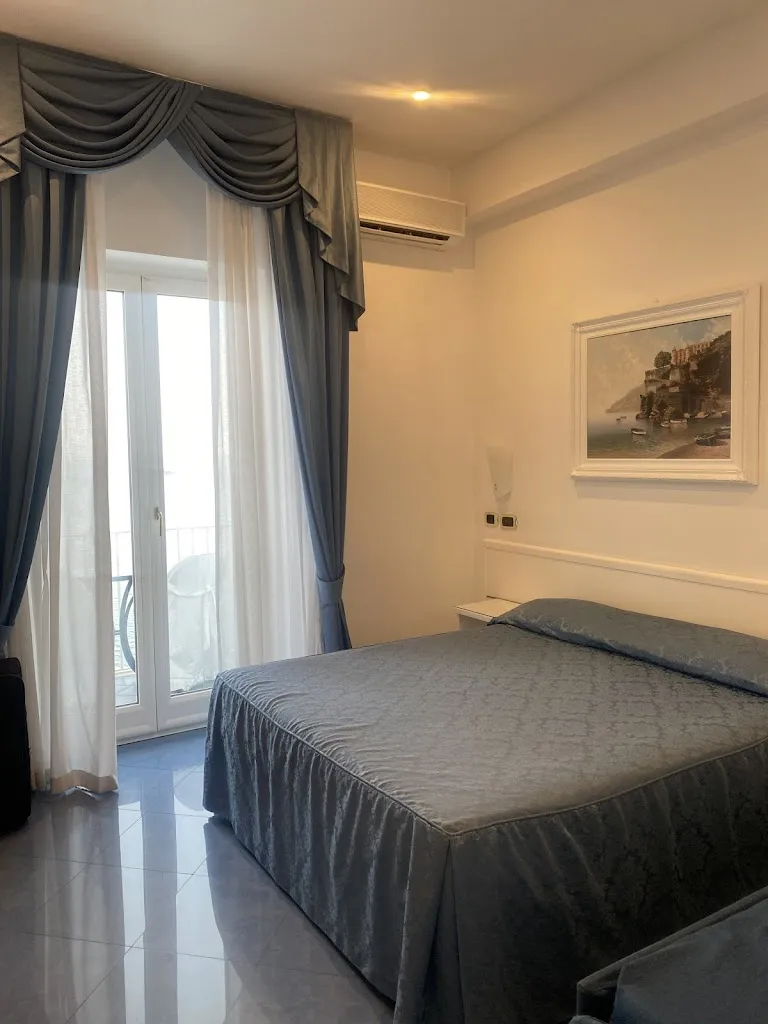 Hotel Voce del Mare_Vietri sul Mare_slider_image_3