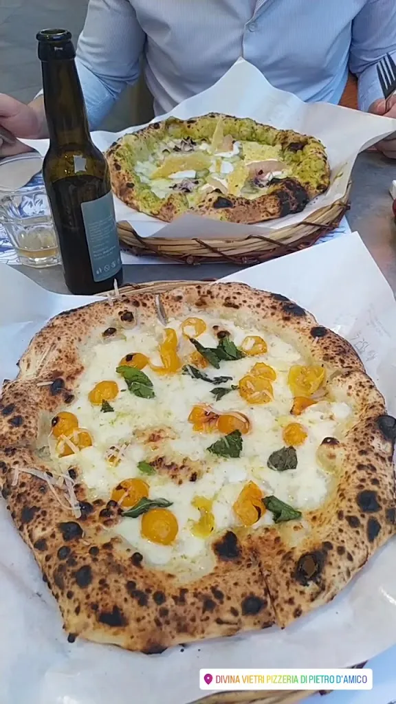 Divina Vietri Pizzeria Marinara_Vietri sul Mare_slider_image_2