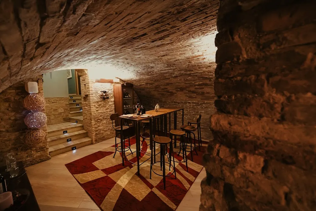 Mopae' Restaurant in Nocciano