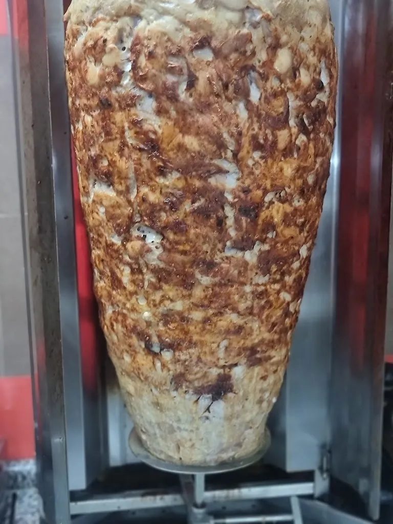 KEBAB E RISTORANTE WISSAL_Villa Literno_slider_image_1