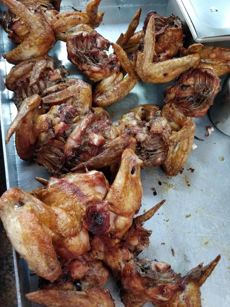 Betti pollo e sfizi_Villa Literno_slider_image_2