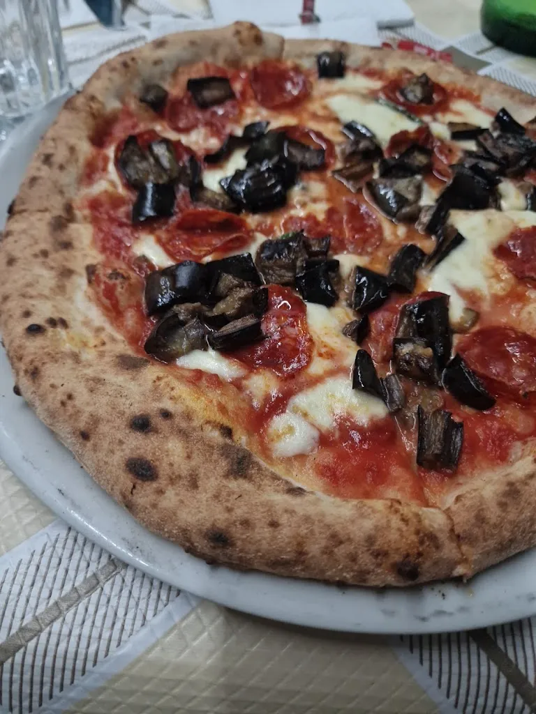 Ristorante Pizzeria Da Nando_Villa Literno_slider_image_3